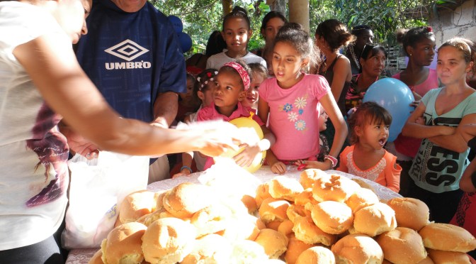 DONATION ET GOÛTER A NOTRE CENTRE D&rsquo;ACCUEIL DE CUBA, novembre 2017.